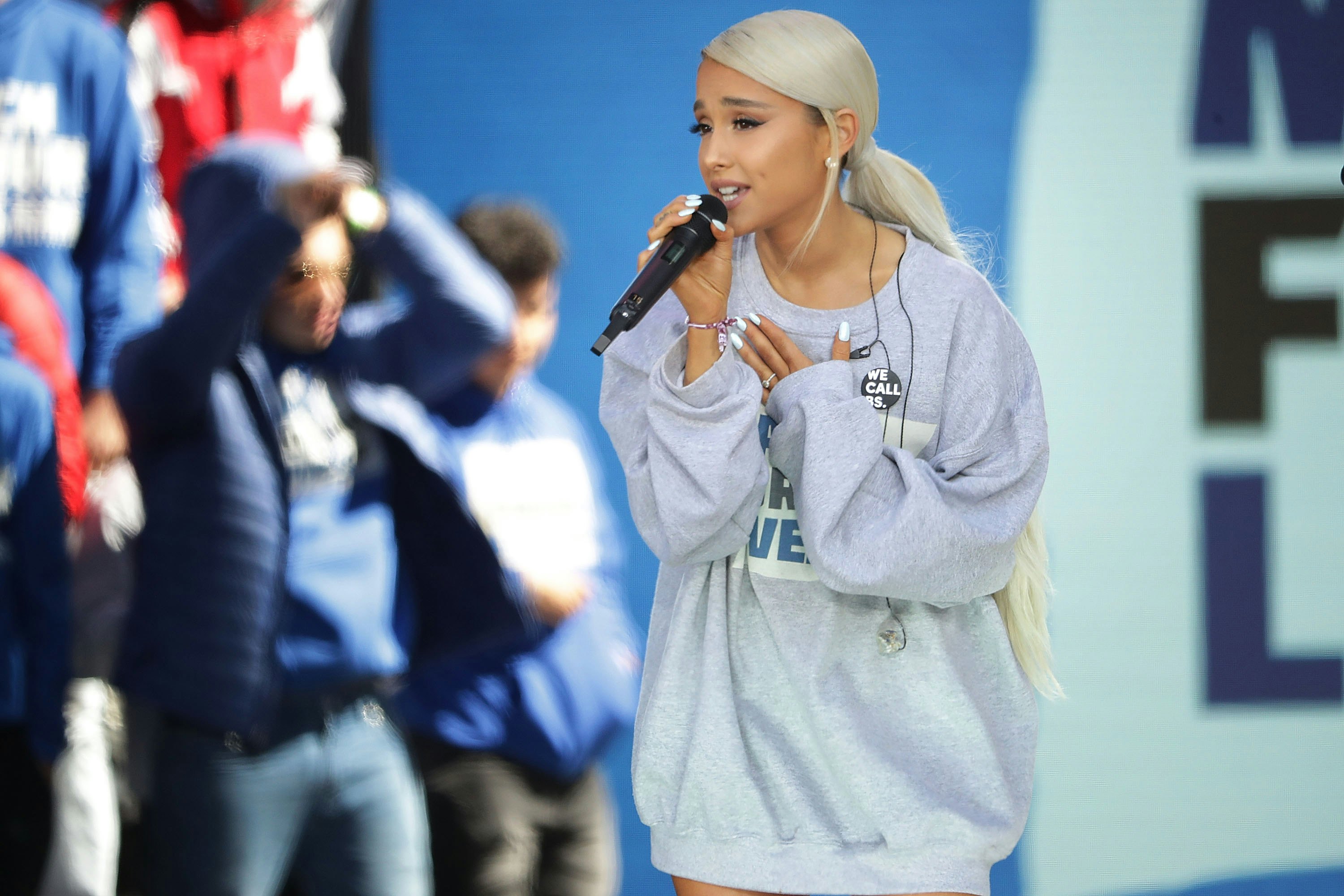Ariana Grande Is Registering Voters On Her Sweetener Tour To