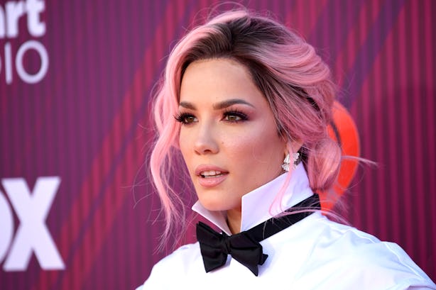 Прическа песня Halsey Tweeted About Living With Chronic Illness & Fans Think It's Extremely Rel