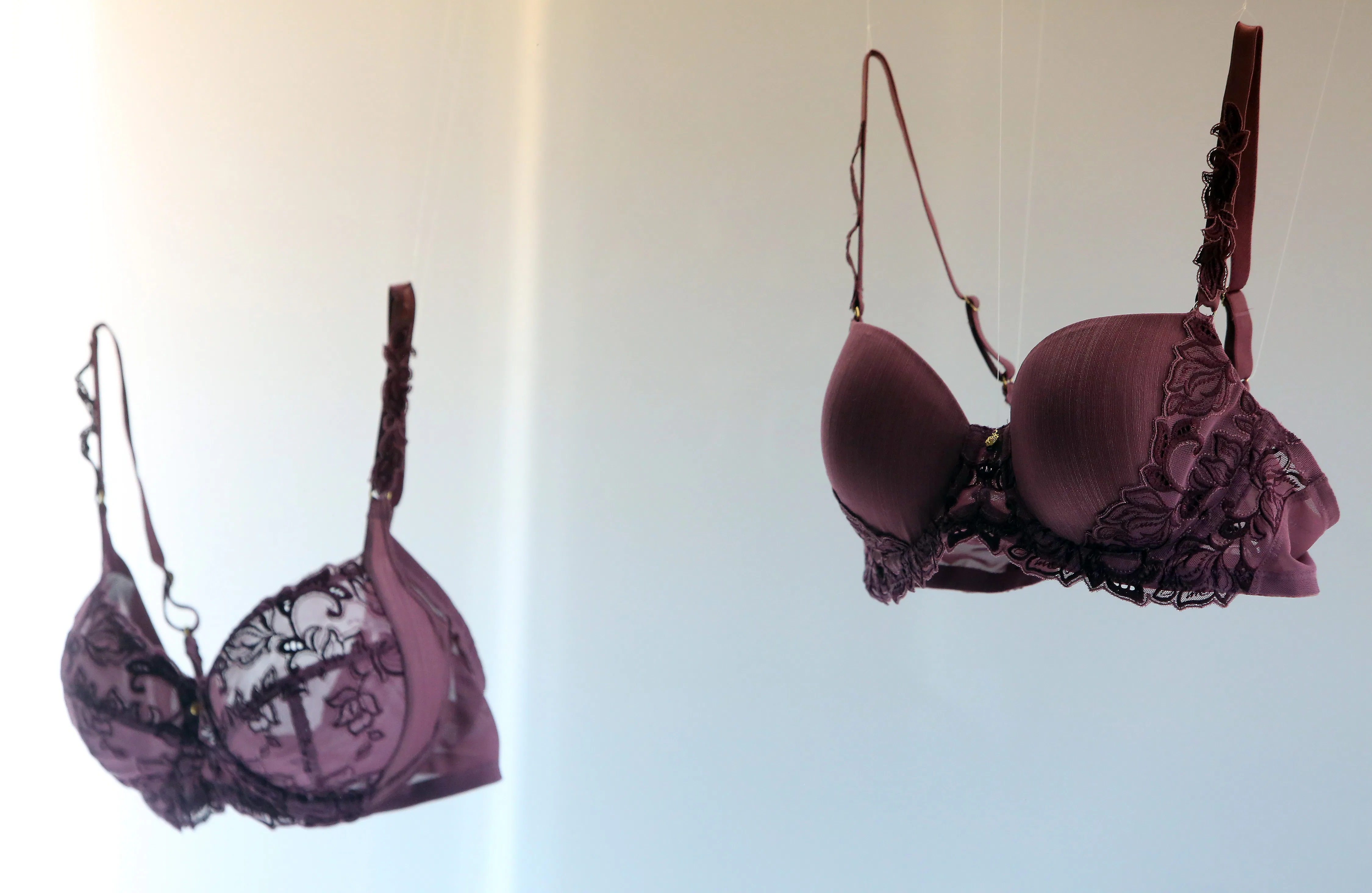 These Tweets About Putting On A Bra Will Make You Question Everything ...