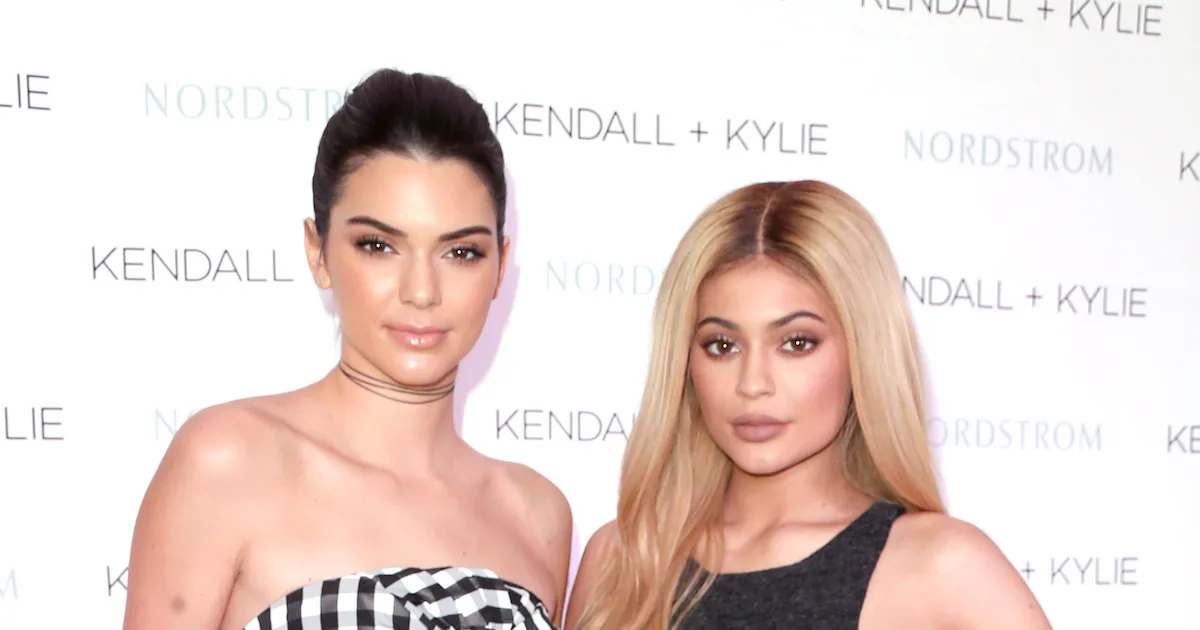 22 Throwback Kylie & Kendall Jenner Moments From 'KUWTK' That Show How