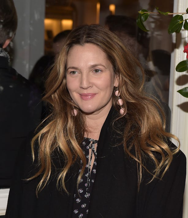 How Drew Barrymore Is Teaching Her Daughters About Aging Is Refreshing ...