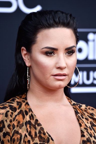 Demi Lovato S New Bob Is All The Hair Inspiration You Need To Look