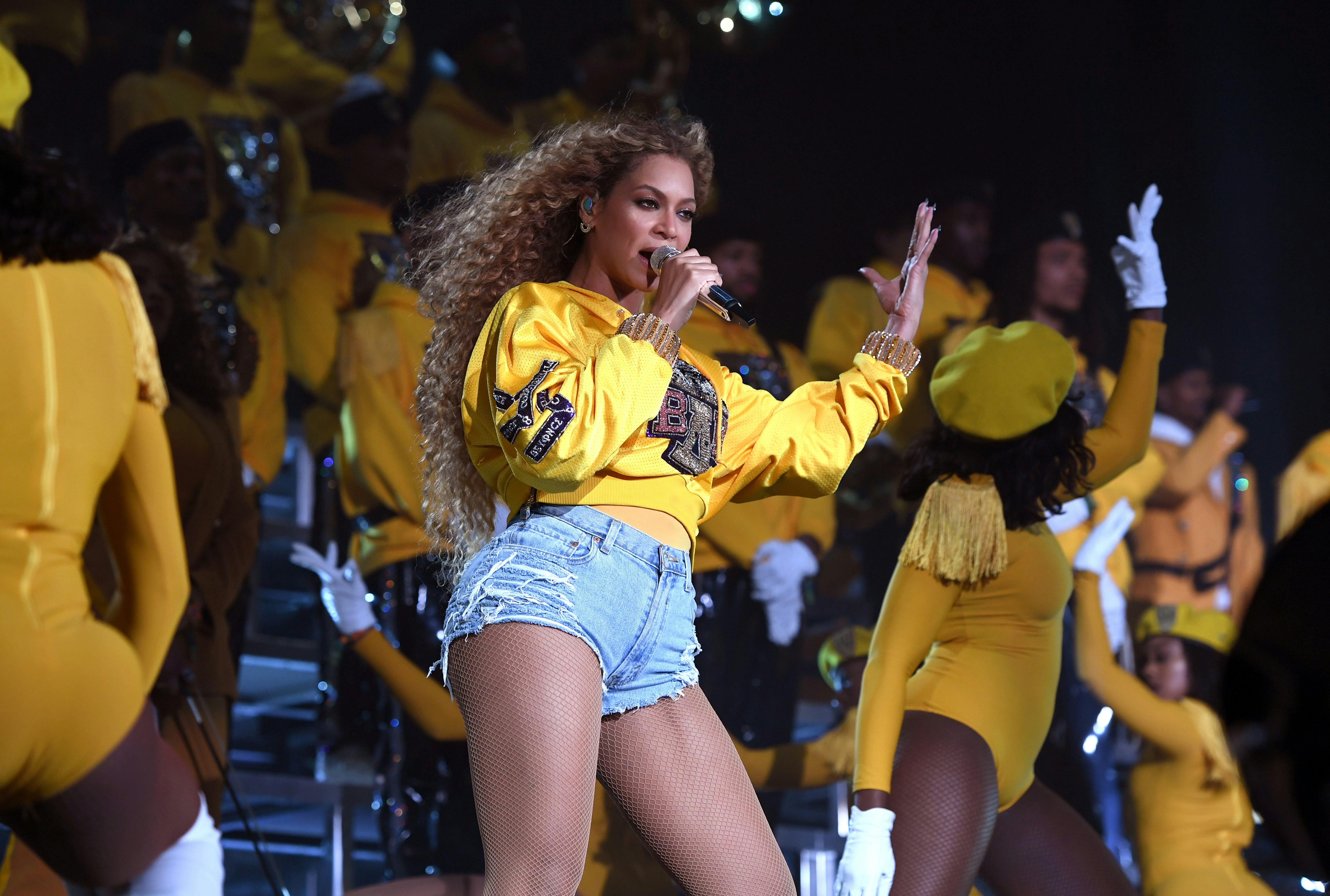 Beyonce's Pregnancy With Her Twins Was A Very Difficult Time For The ...