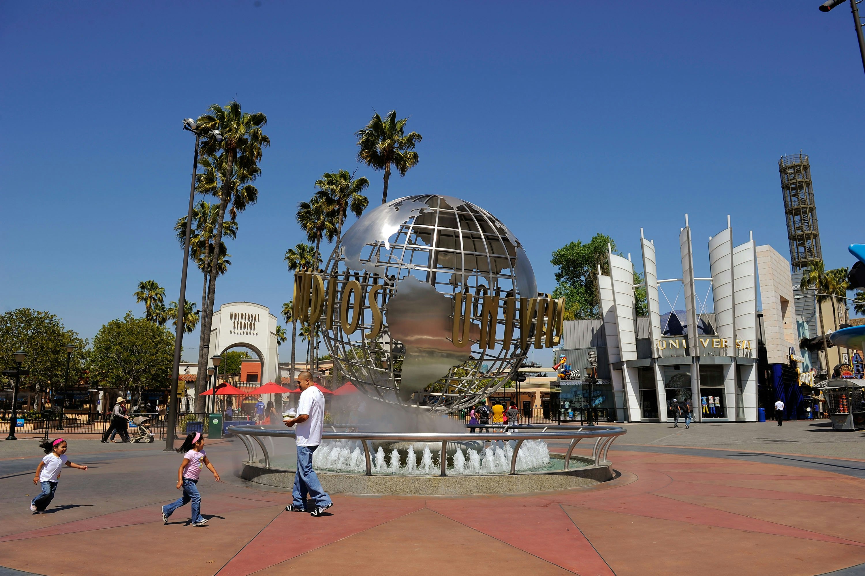 Costco S Universal Studios Ticket Deal For 3 Visits Is Such A Steal   54683ab6 A69e 44ea A821 250ae52abe0b Getty 98849115 