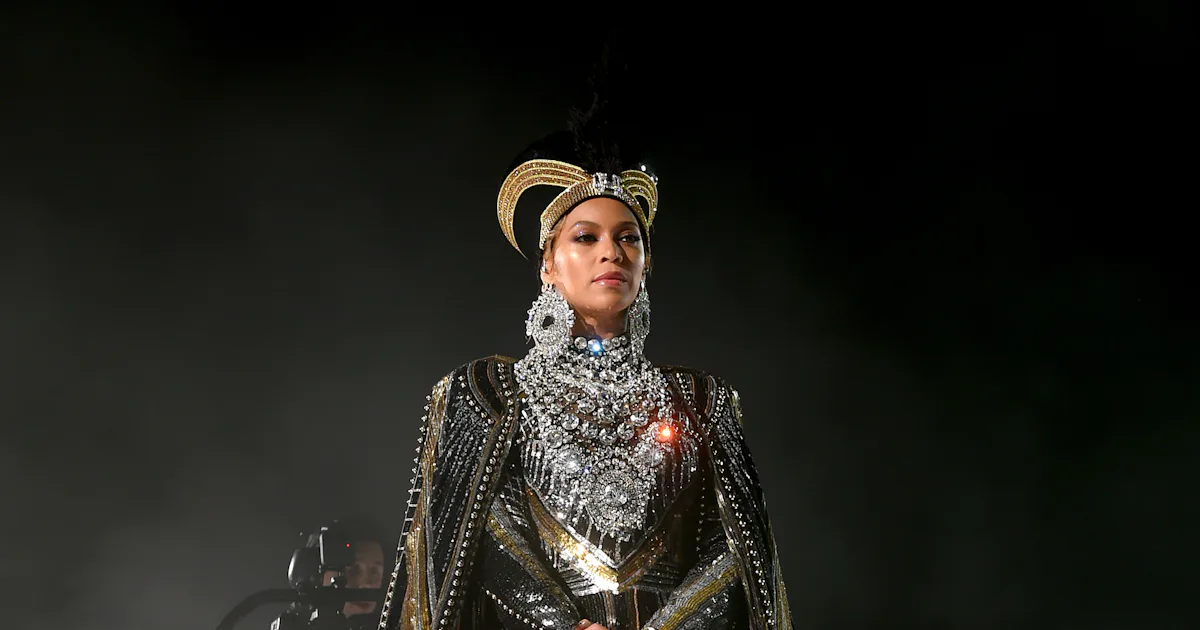 Beyoncé's Formation World Tour DVD Merch Might Be The Most Boss Move ...