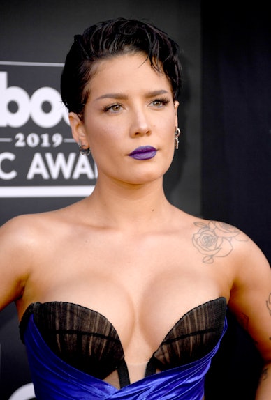 Halsey S 2019 Billboard Music Awards Look Includes A Brand New