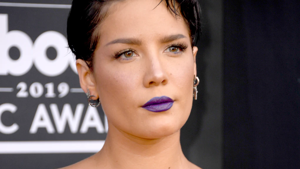 Download Halsey S 2019 Billboard Music Awards Look Includes A Brand New For Android Free Wallpaper Halsey S 2019 Billboard Music Awards Look Includes A Brand New For Free