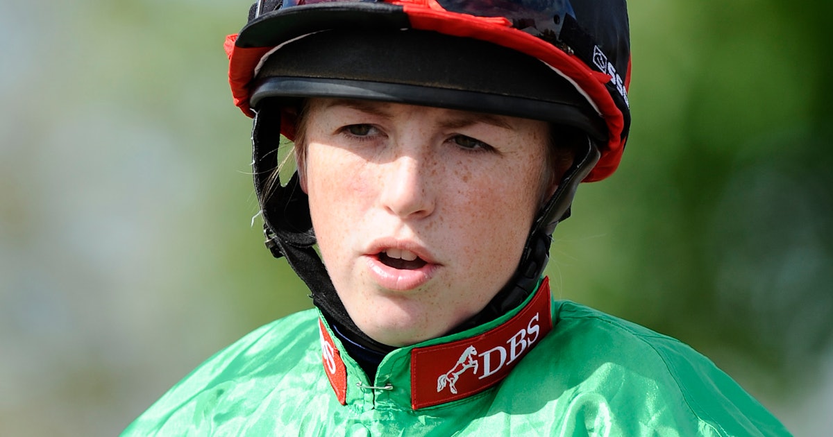 Here's What It's Like To Be A Female Horse Racing Jockey
