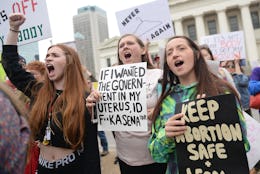 A group of women protesting in Missouri against closing the only abortion clinic