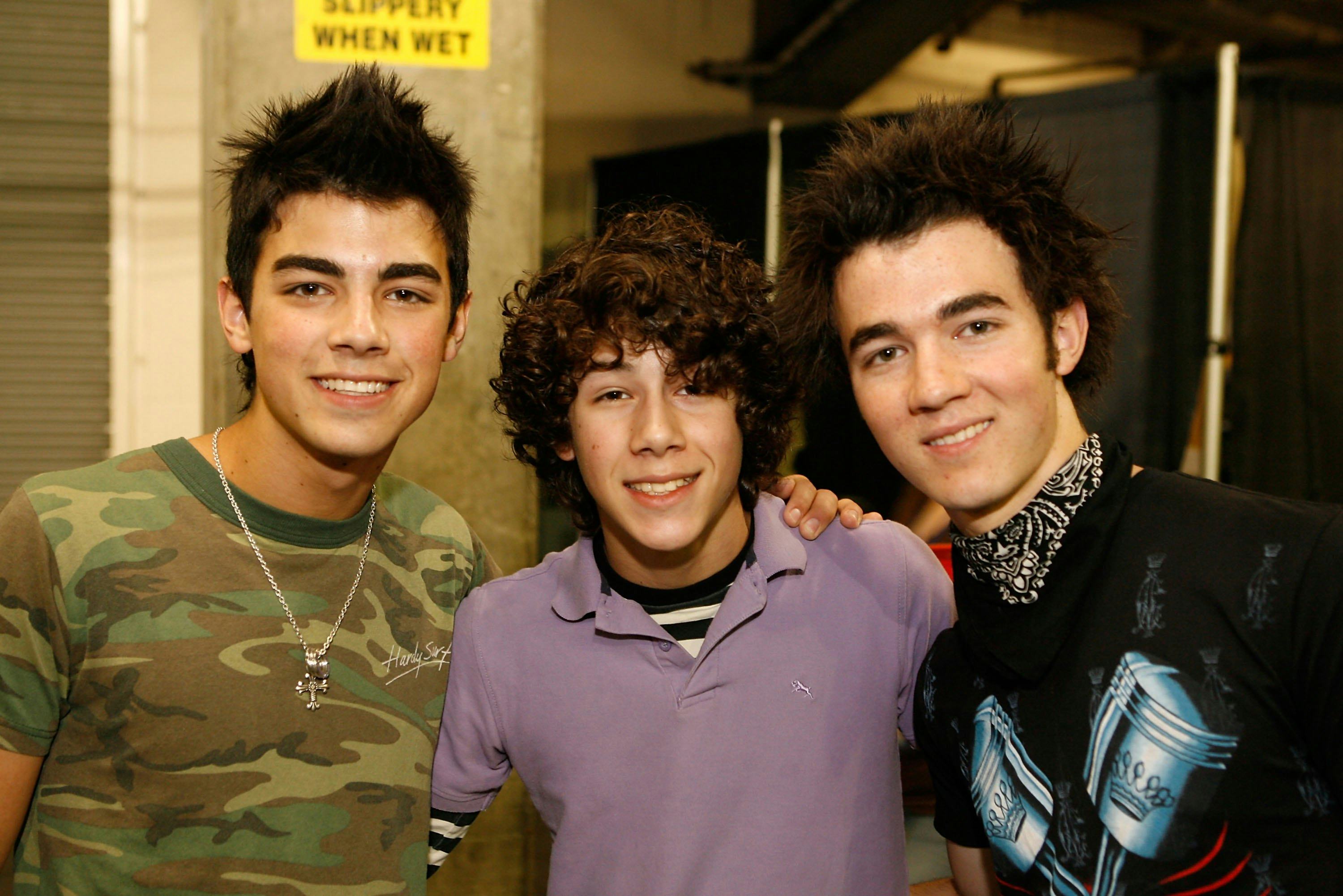 24 Jonas Brothers Facts From 'Chasing Happiness' That Will Shock Even ...