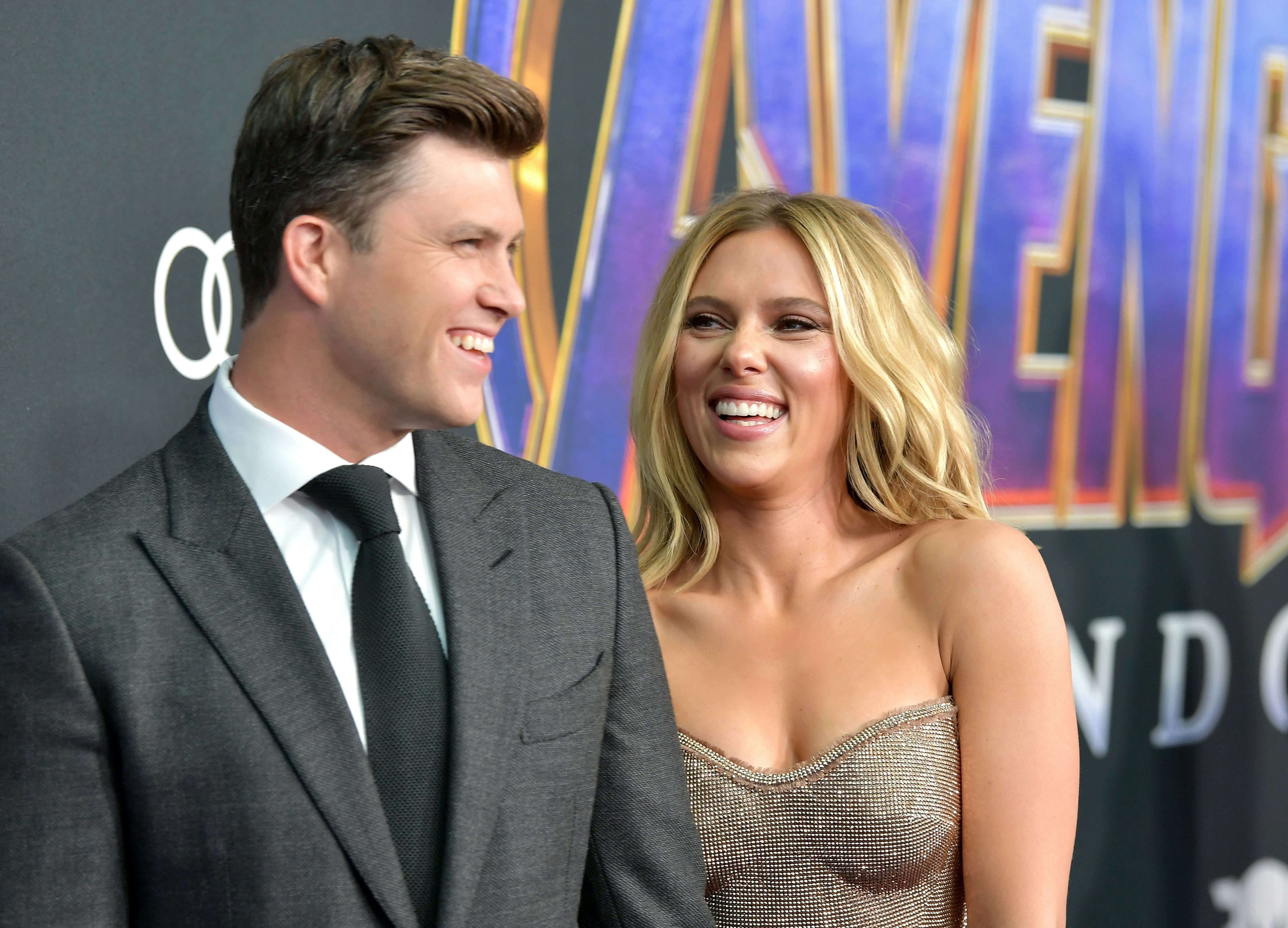 Colin jost and on sale scarlett johansson engagement ring