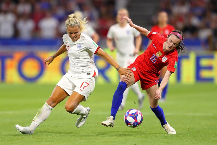 Rachel Daly and Rose Lavelle fighting for the ball in the England versus USA match
