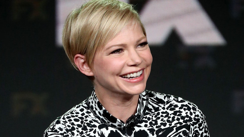 Michelle Williams Bob Haircut Is So Different Than Her Signature