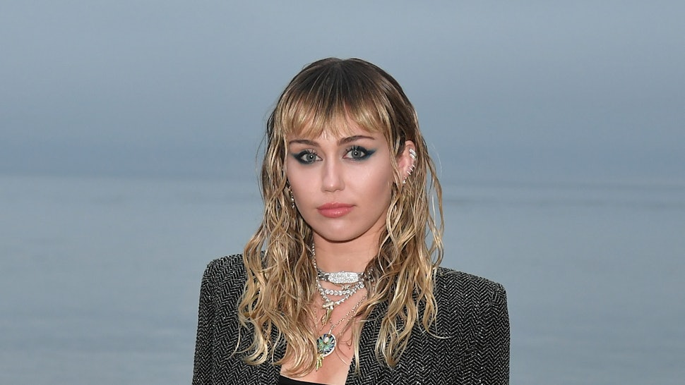 Miley Cyrus Platinum Hair Color Isn T About Her Breakup
