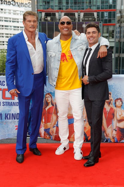 How Tall Is Dwayne Johnson The Rock S Height Towers Over His Hobbs Shaw Costars How Tall Is Dwayne Johnson The Rock S Height Towers Over His Hobbs Shaw Costars