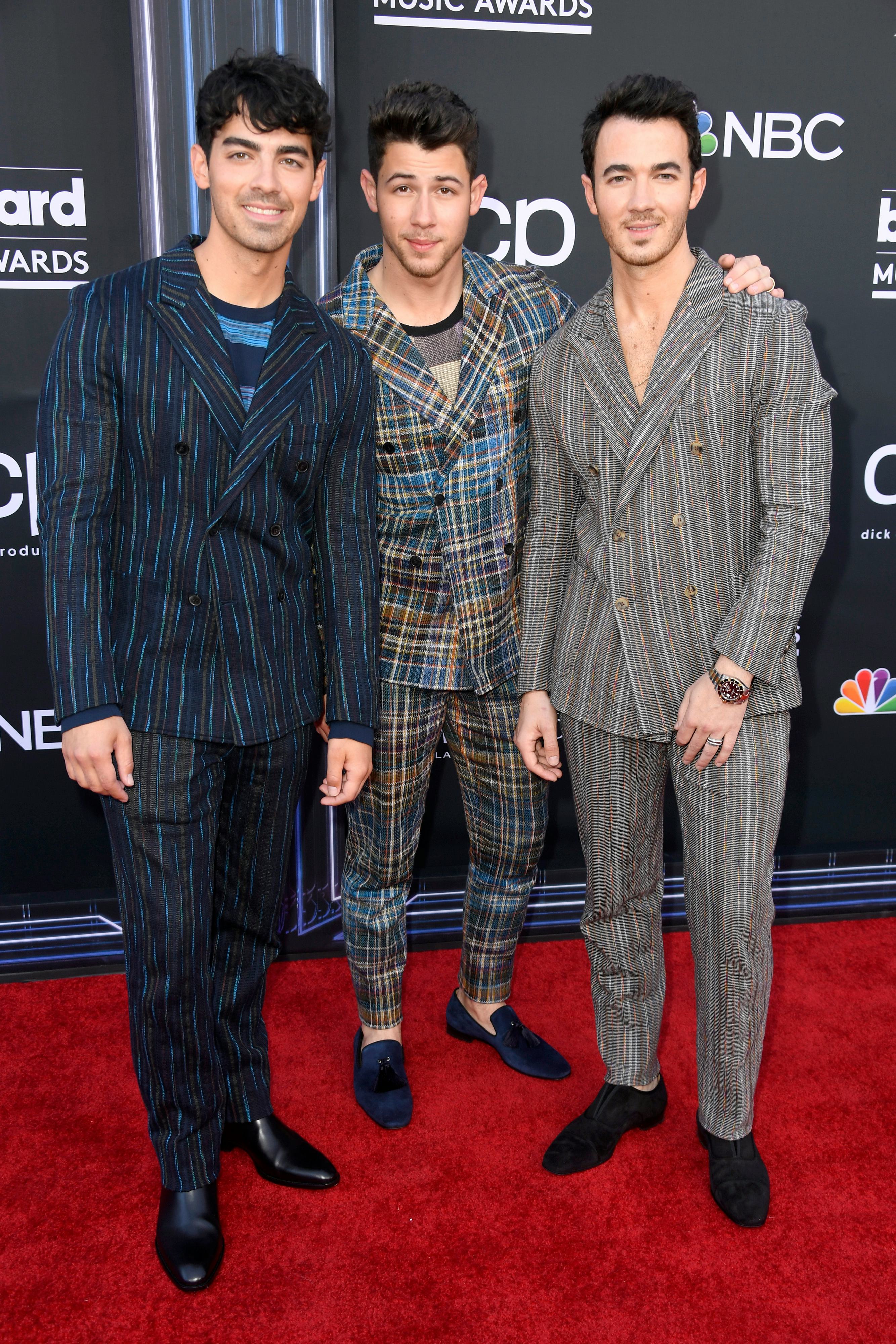 The Jonas Brothers 2019 MTV VMAs Outfits Had Them Ready For Fall