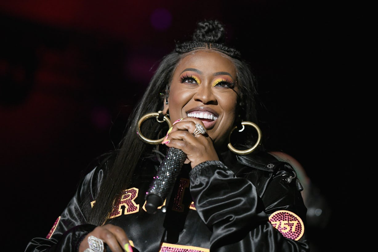 Who’s Missy Elliott Dating In 2019? The Artist & Producer Keeps Her