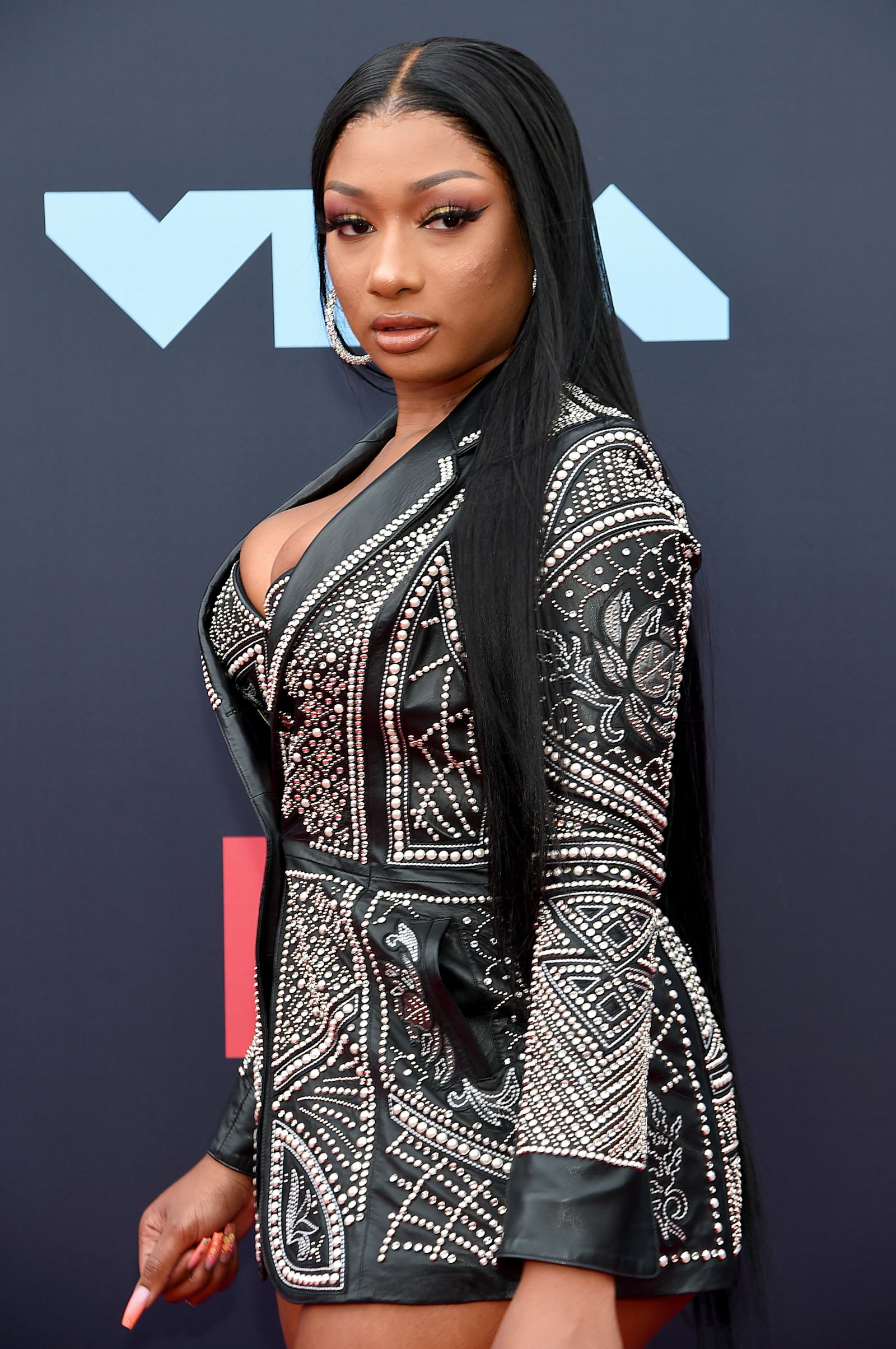 Megan Thee Stallion's 2019 VMA Red Carpet Outfits Brought ALL The Fever