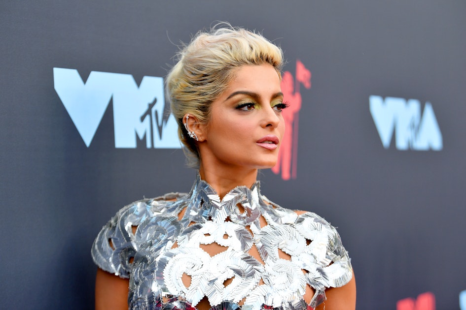 Bebe Rexha S 19 Vma Outfit Was Made Two Hours Before The Red Carpet By Christian Siriano