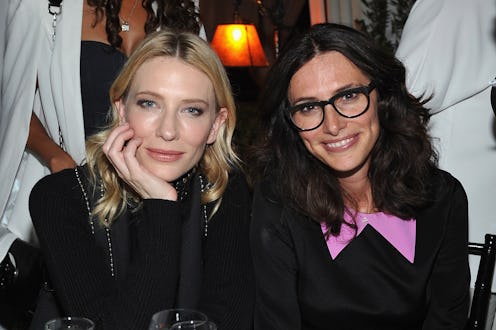 Elizabeth Stewart and Cate Blanchett posing for a photo