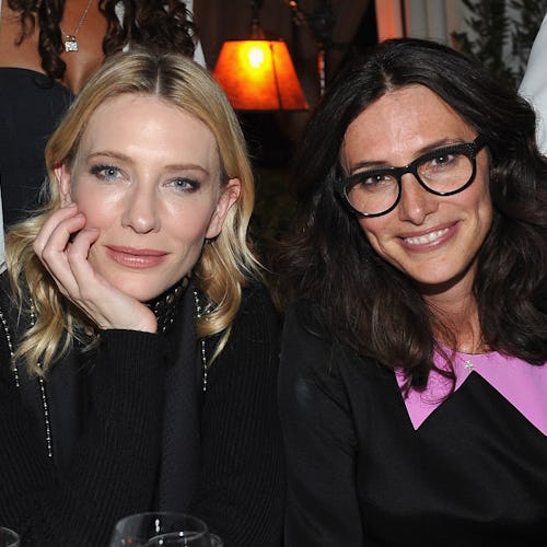 Elizabeth Stewart and Cate Blanchett posing for a photo