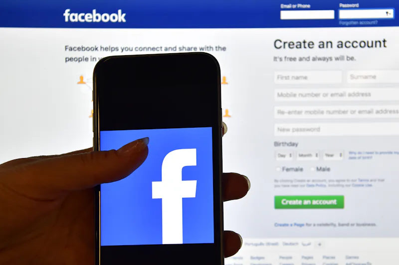 There's A Second Hidden Facebook Mailbox & Here's How You Can Access It