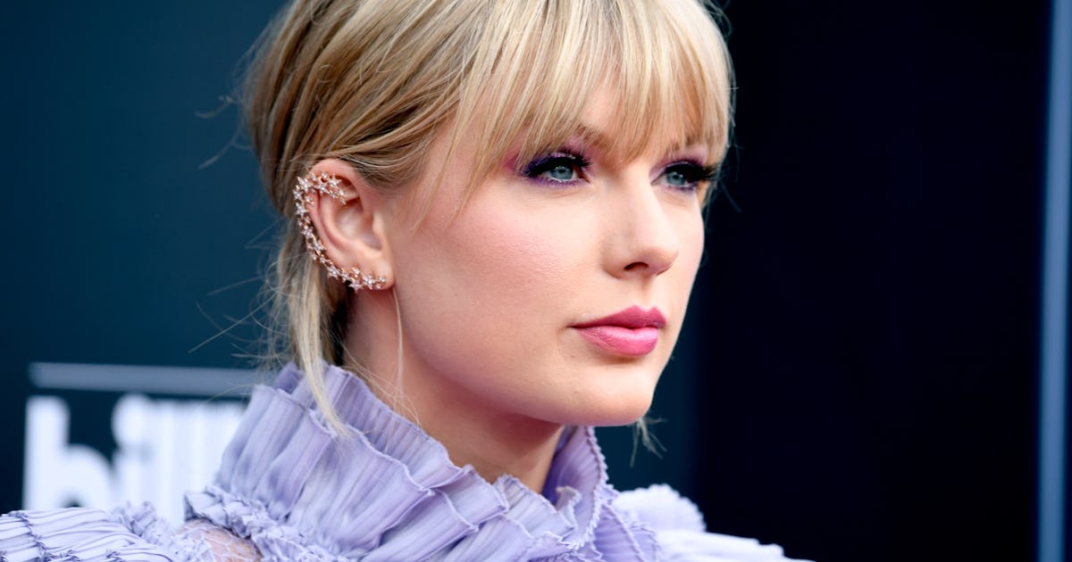 Taylor Swift's 'Lover' Tracklist Will Get You So Ready For The Album