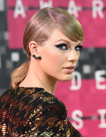 LOS ANGELES, CA - AUGUST 30:  Musician Taylor Swift attends the 2015 MTV Video Music Awards at Micro...