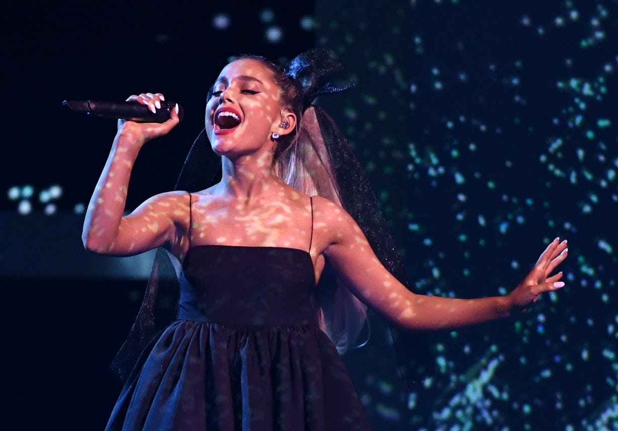 Is Ariana Grande Attending The 2019 Teen Choice Awards? The Singer Has ...