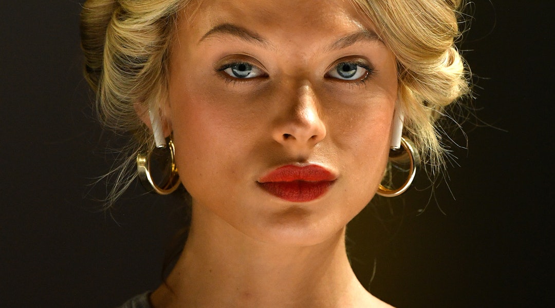 7 Blonde Hair Trends For Fall 2019 If You Don T Want To Go Dark