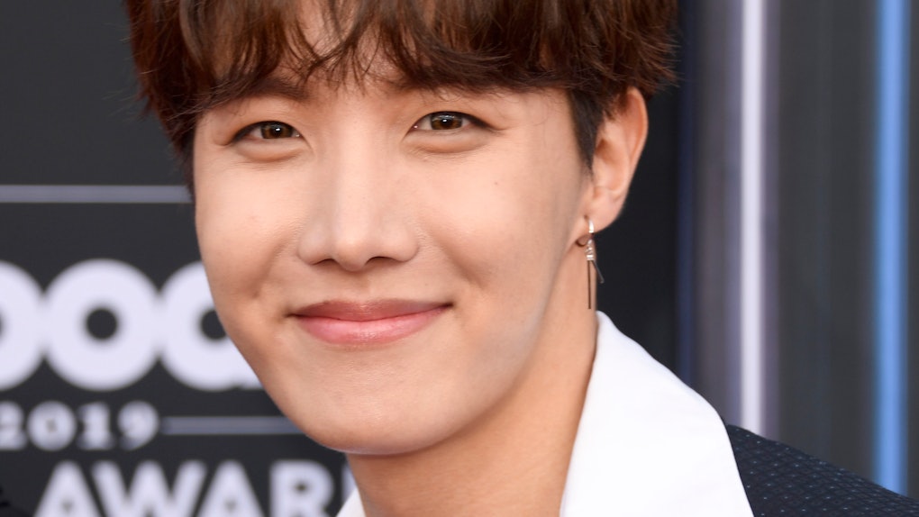 BTS' J-Hope's New Half-Blonde Hair Is Playing Tricks On ARMYs' Eyes