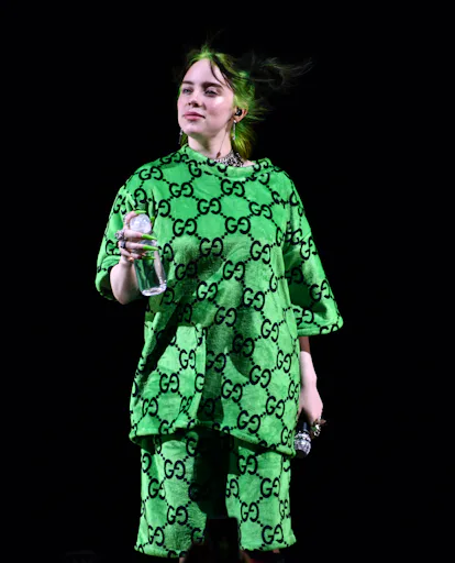 The Reason Billie Eilish Wears Baggy Clothes Is Actually Really Upsetting
