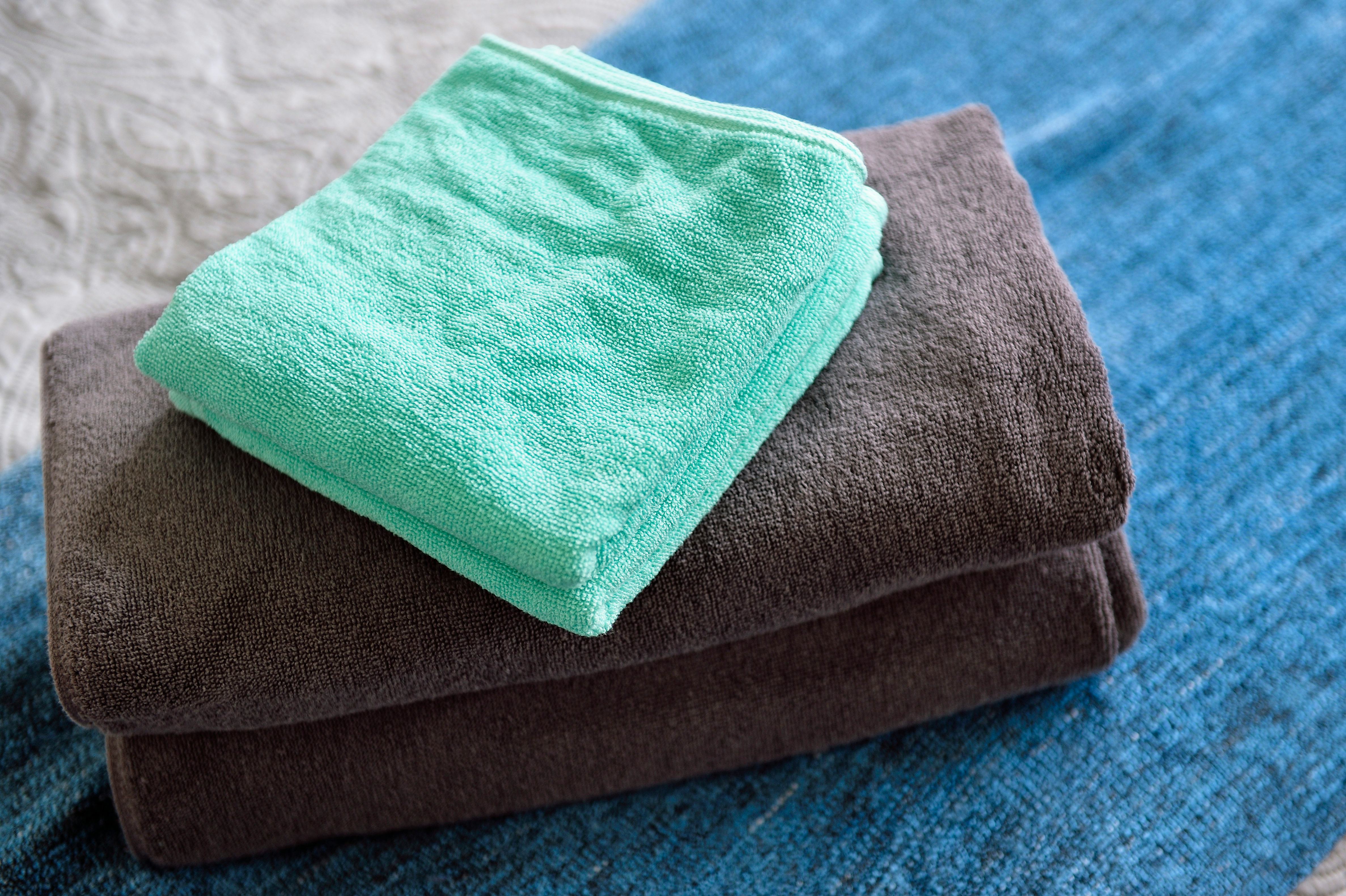 How Often You Should Wash Your Pillowcase & Other Belongings To Prevent