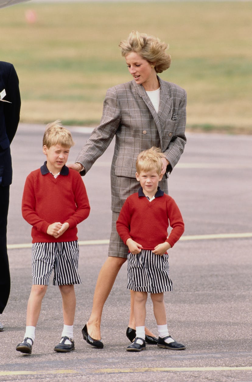 Young royal boys are required to wear shorts as children.
