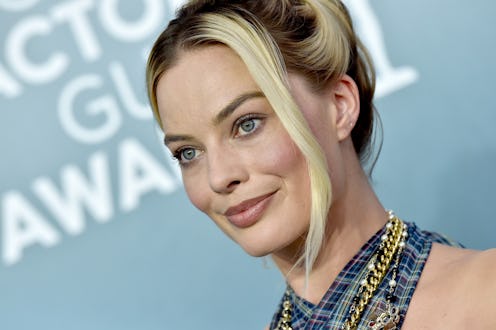 Margot Robbie wore bright-pink eyeshadow to the 'Birds of Prey' premiere