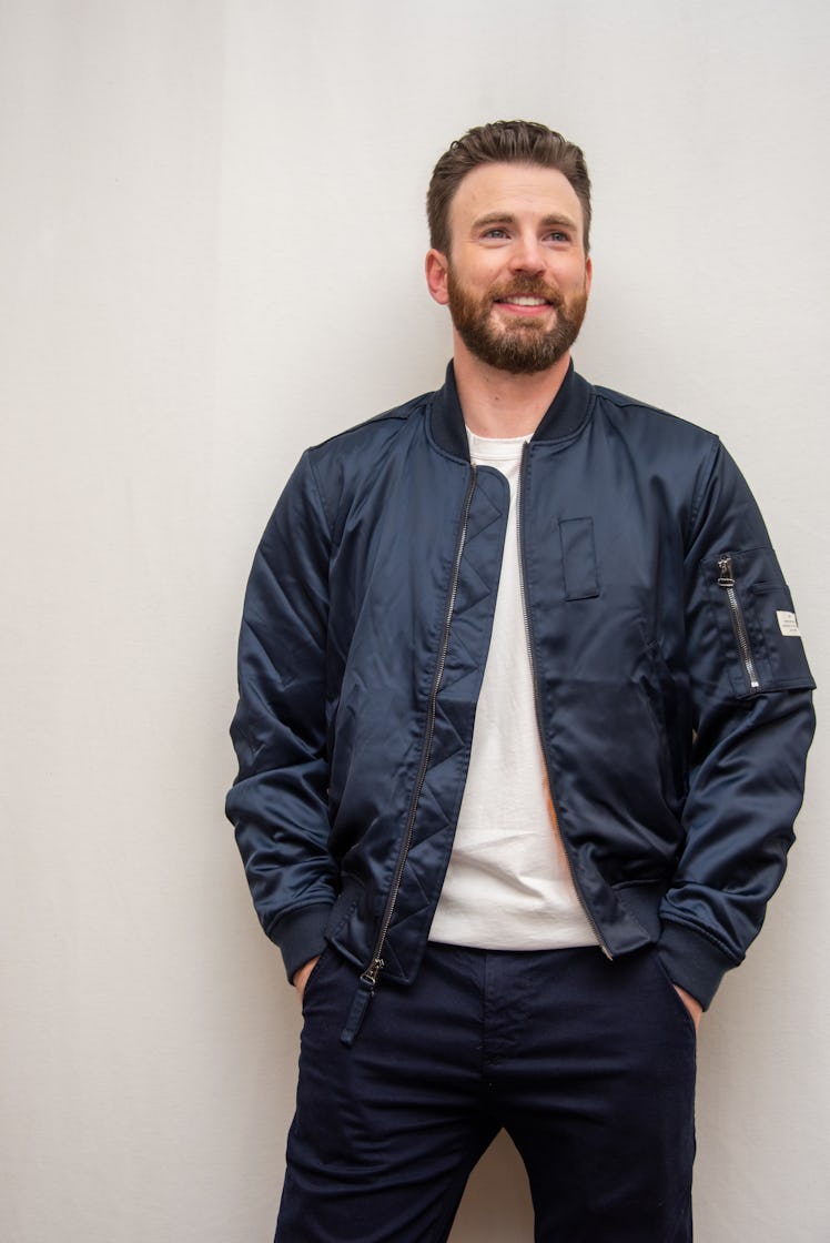 These tweets about Chris Evans in Hyundai's 2020 Super Bowl Commercial are so here for his Boston ac...