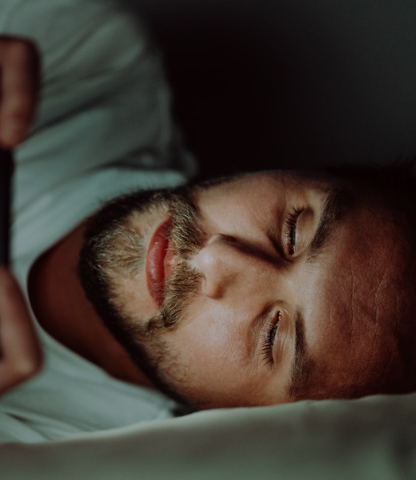 How many hours of sleep is enough? Age chart shows what you need to ...