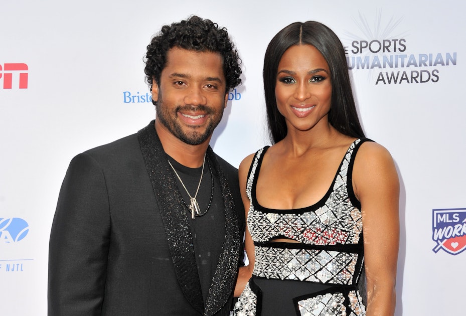 Pregnant Ciara poses for family photo with Russell Wilson, three