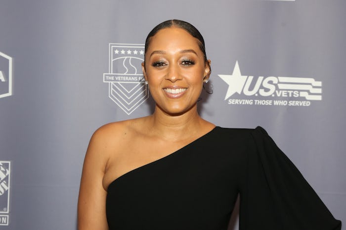 Tia Mowry debuted her new haircut on Instagram on Friday, Jan. 31.