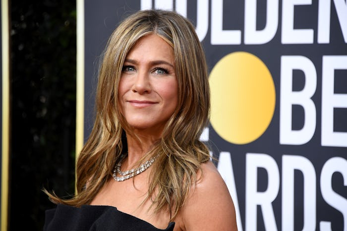 People are loving Jennifer Aniston's 2020 Golden Globes' look.
