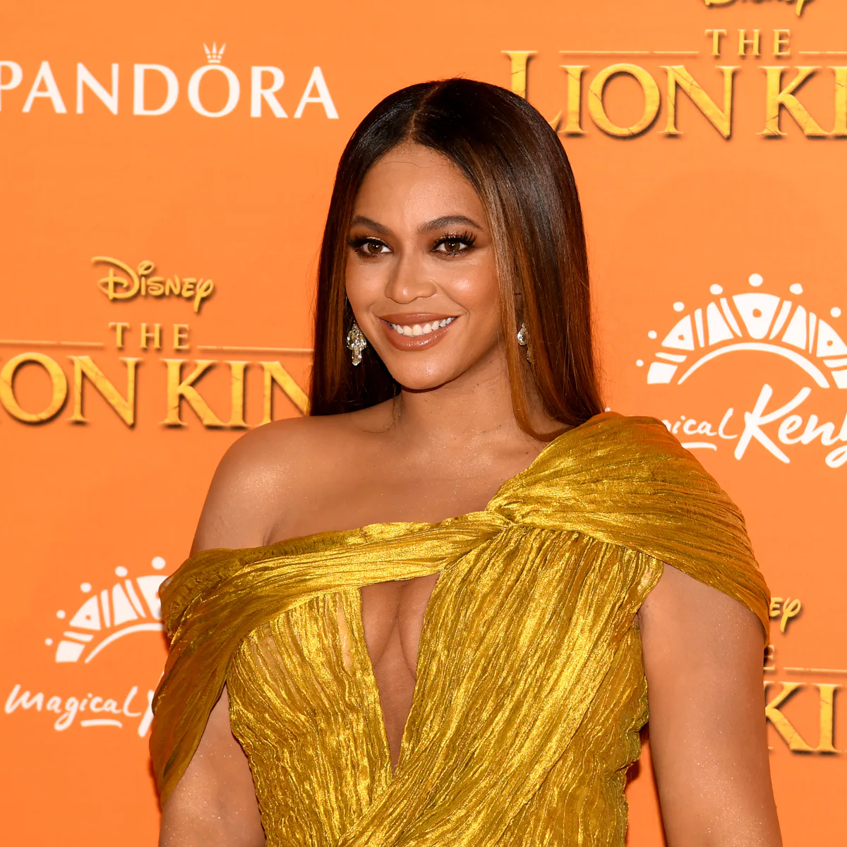 beyonce dress golden globes 2020 Beyonc Shared Her Own Golden Globes Dress Photos After Skipping Red Carpet