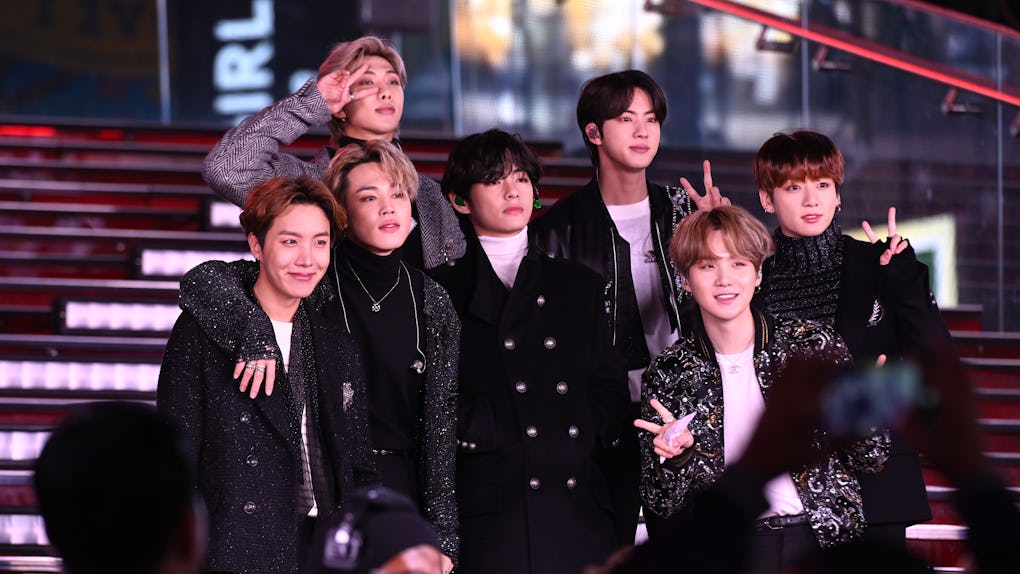 Bts 2020 Comeback Date Announcement Has The Army Freaking Out
