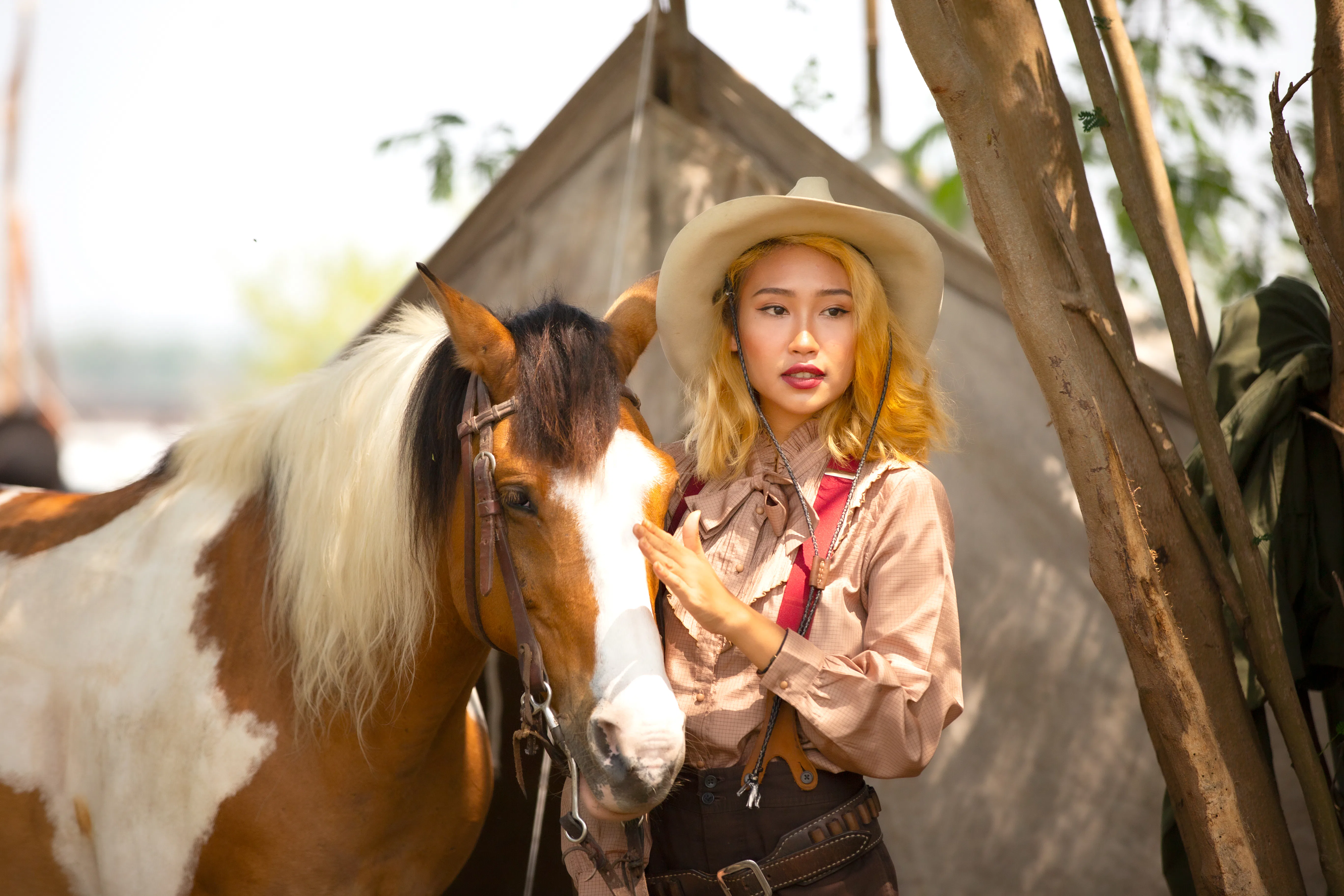 36 Space Cowgirl Costume Captions For Instagram That Are Cute & Cosmic