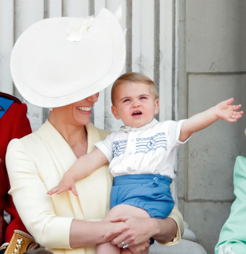 Prince Louis wears a short-sleeved sweater