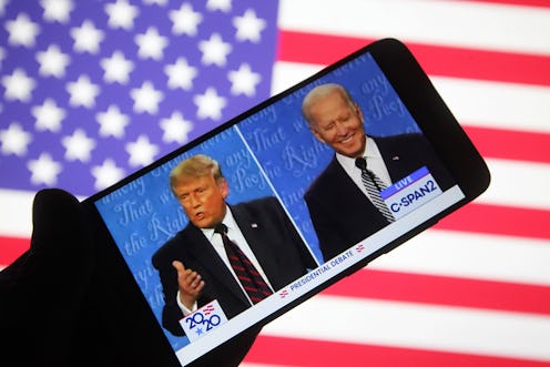 Watching the presidential debate via cell phone