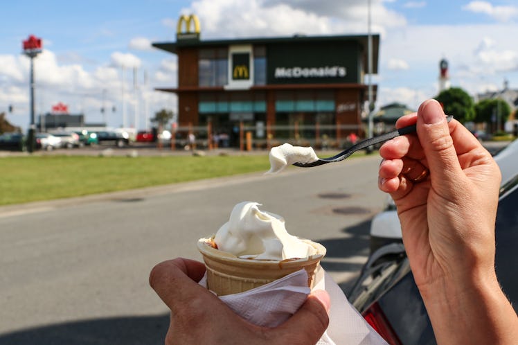McBroken.com tracks McDonald's ice cream machines. 