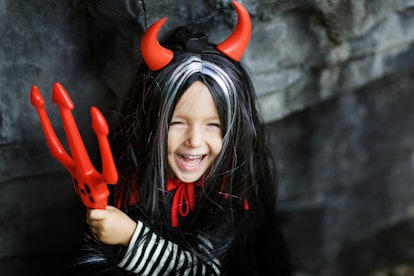 Experts say wigs are the best option for toddlers who want dyed hair on Halloween.