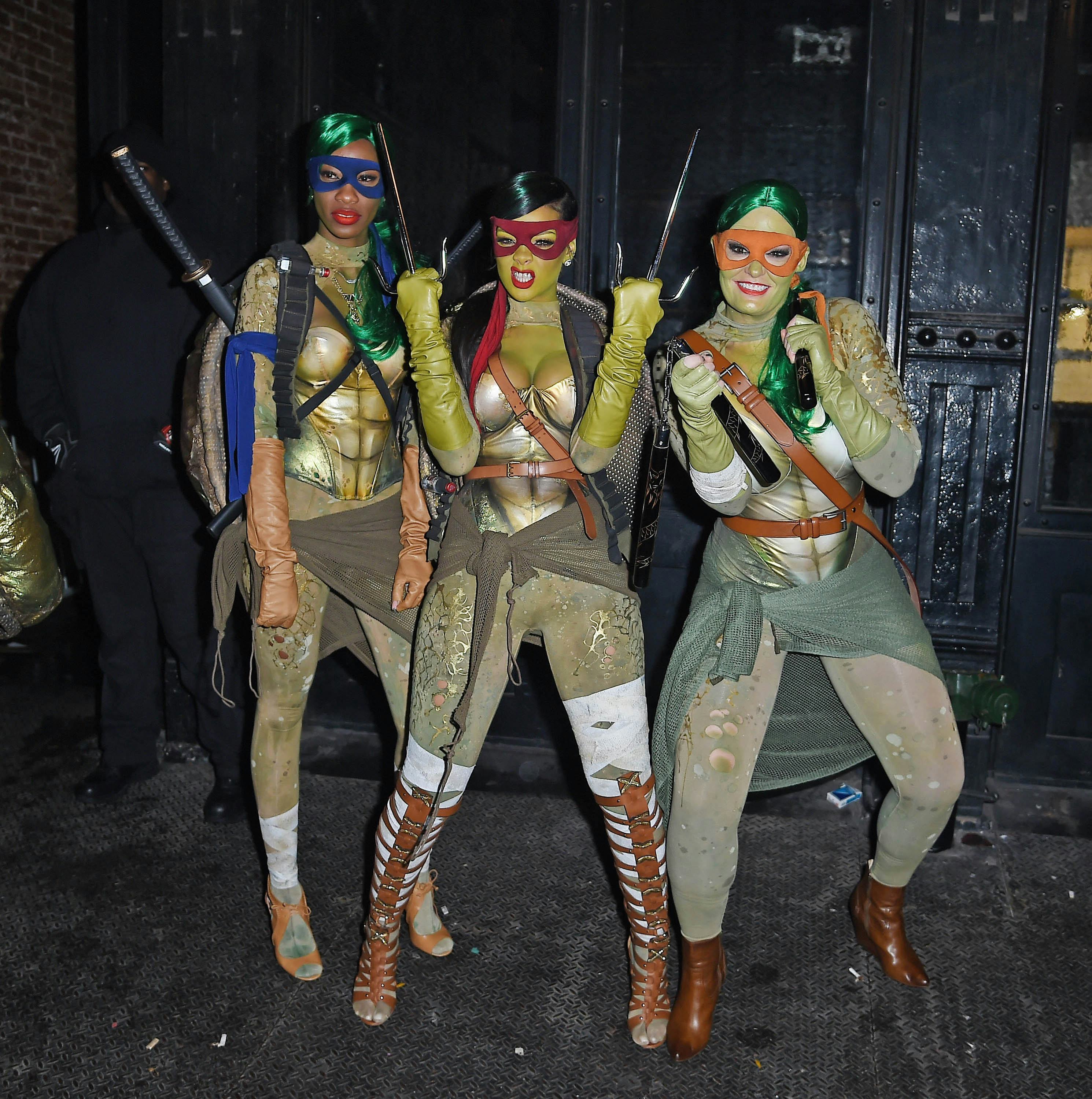 Rihanna dressed as a Teenage Mutant Ninja Turntle for Halloween in 2014.