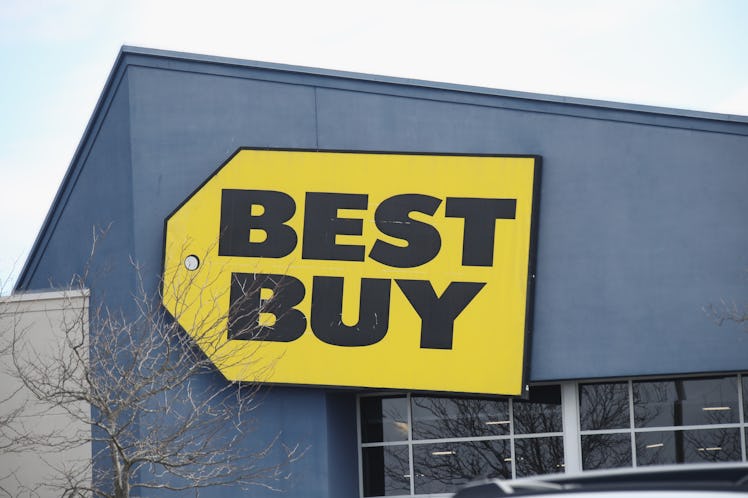 Best Buy’s Black Friday 2020 sale features deep discounts on home appliances and tech.
