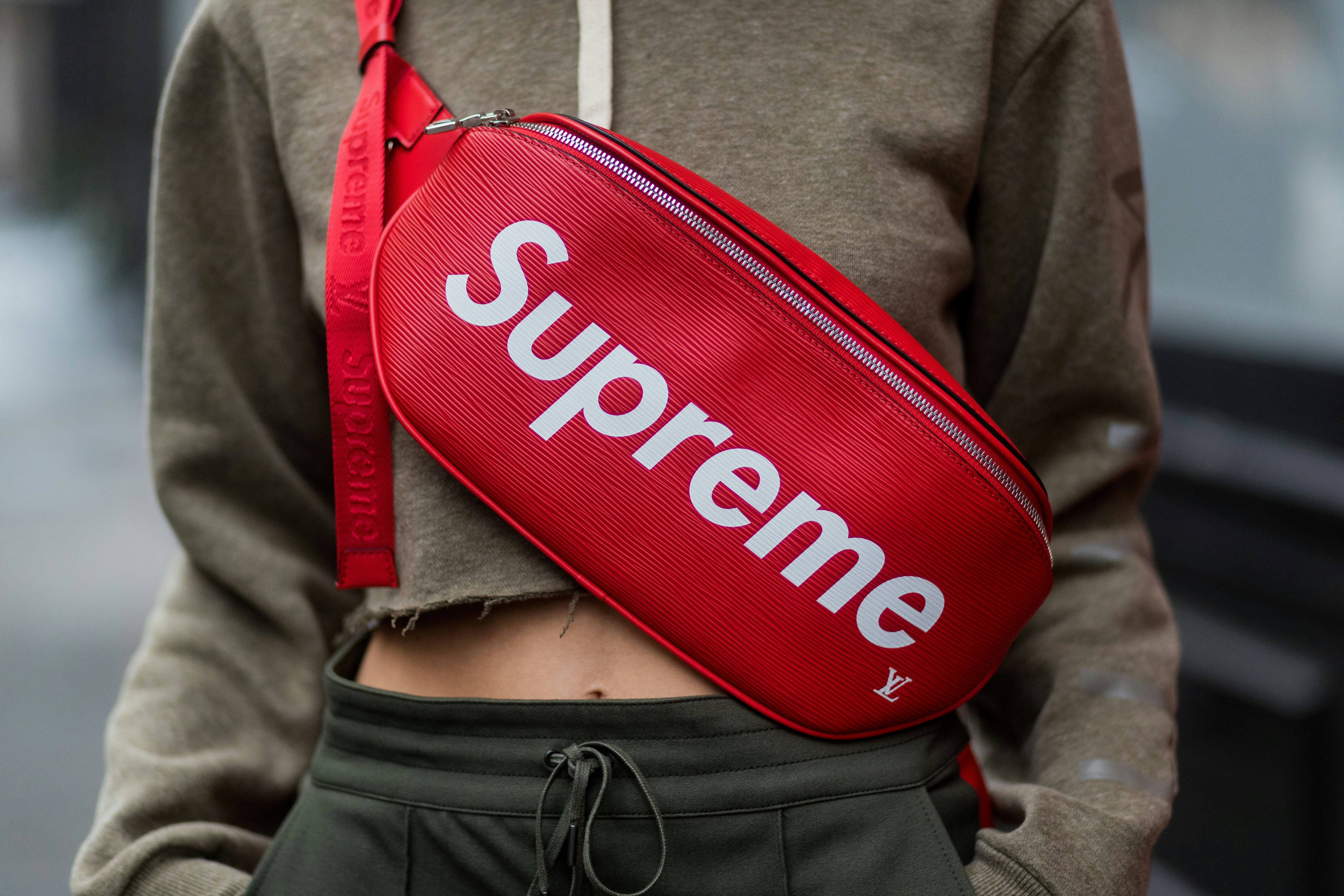 supreme cash bag